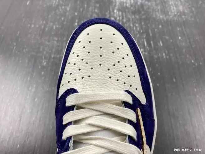 Rep LUCY TRAVIS 1 X JORDAN SCOTT CUSTOM AIR DM7866-808 0524